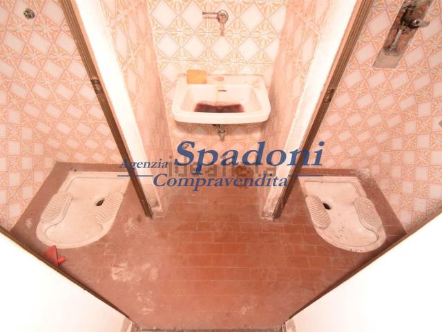 Capannone in vendita a Monsummano Terme, Le Case