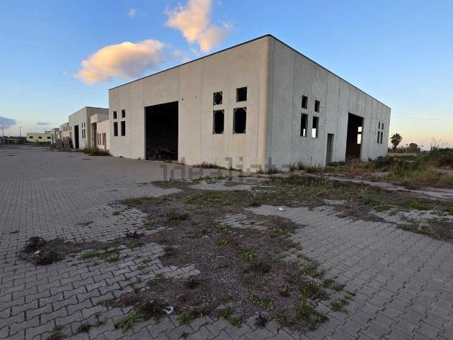 Capannone in vendita a Siracusa, Sicilia