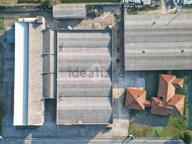 Capannone in vendita a Verolanuova, Lombardia