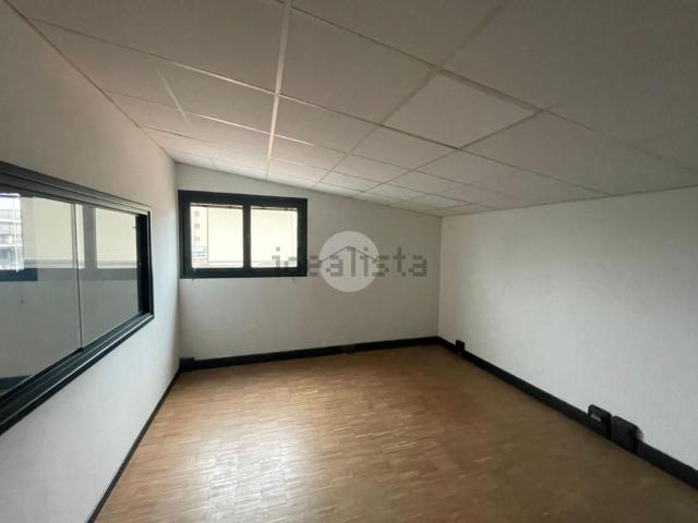 Capannone in vendita a Gorle, Lombardia