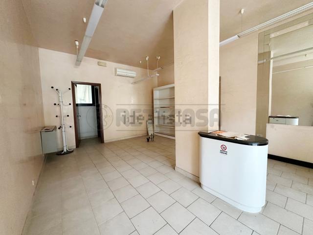 Capannone in vendita a Pove Del Grappa, Veneto