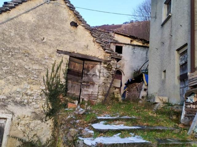 Capannone in vendita a Carenno, Lombardia