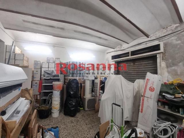 Capannone in vendita a Livorno, Toscana