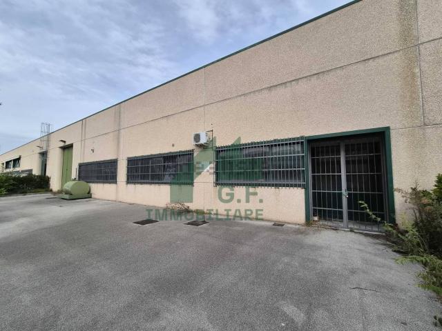 Capannone in vendita a Castrette, Villorba