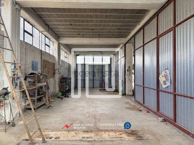 Capannone in vendita a Nucleo Area Artigianale, Raiano