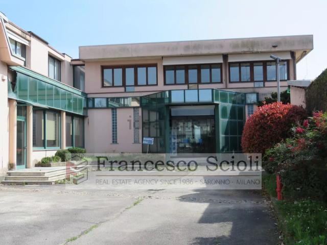 Capannone in vendita a Asnago di Cermenate, Cermenate