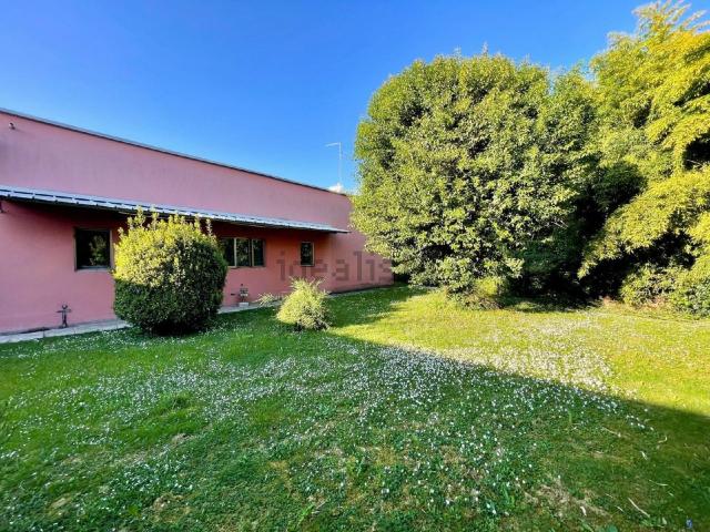 Capannone in vendita a Borgo Taliano, San Vito Al Tagliamento