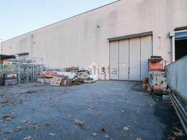 Capannone in vendita a Mezzate, Peschiera Borromeo