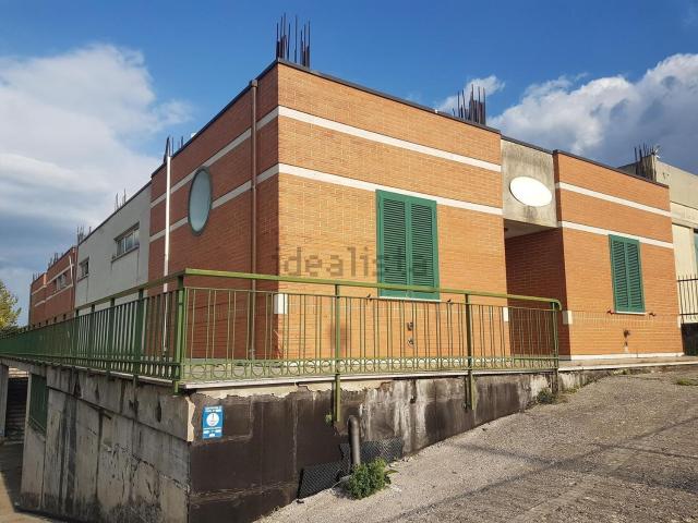 Capannone in vendita a Cori, Lazio
