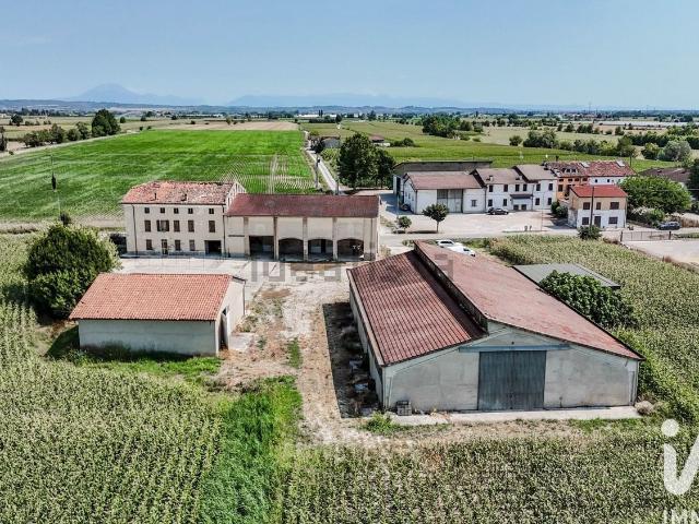 Capannone in vendita a Ceresara, Lombardia