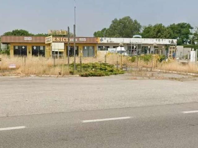 Capannone in vendita a Unione Delta del Po, Mesola