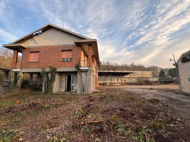 Capannone in vendita a Piemonte, Cuneo