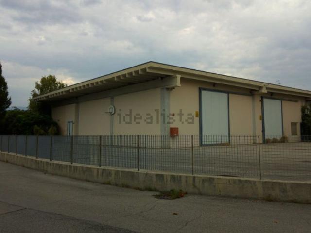 Capannone in vendita a San Vendemiano, Veneto