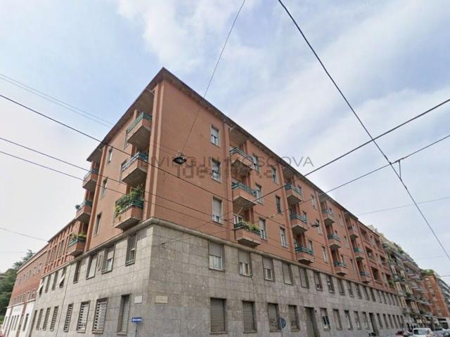 Capannone in vendita a Municipio 9, Milano