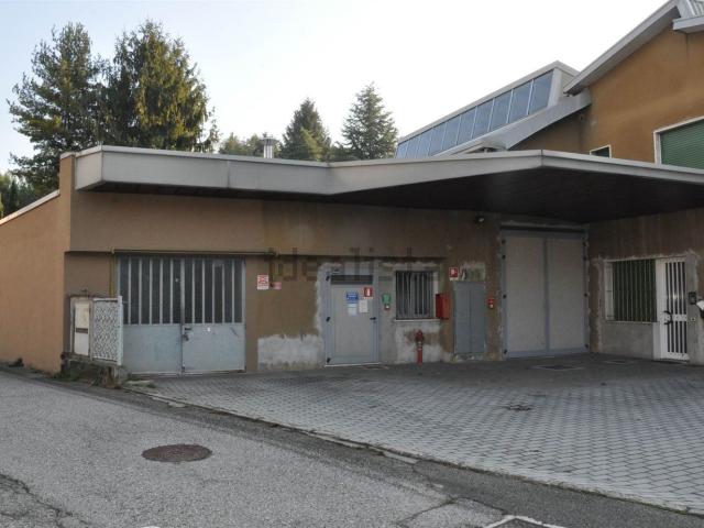 Capannone in vendita a Costa Masnaga, Lombardia