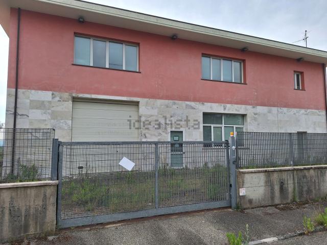 Capannone in vendita a Loro Ciuffenna, Toscana