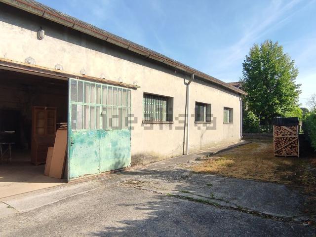 Capannone in vendita a Sustinenza, Casaleone