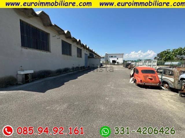 Capannone in vendita a Pineto, Abruzzo