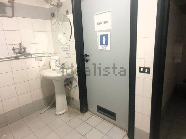 Capannone in vendita a Brugherio, Monza-brianza