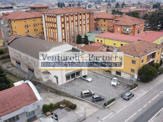 Capannone in vendita a Comunità montana della Valle Sabbia, Gavardo