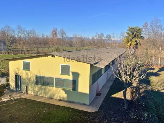Capannone in vendita a Resana, Veneto
