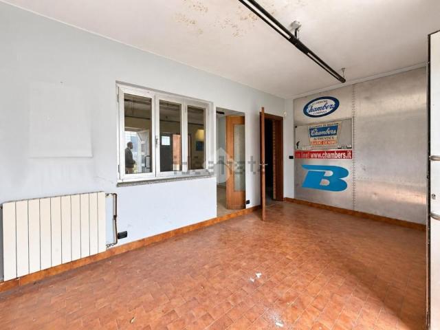 Capannone in vendita a Zona Industriale C.I.P.I.A.N., Novi Ligure