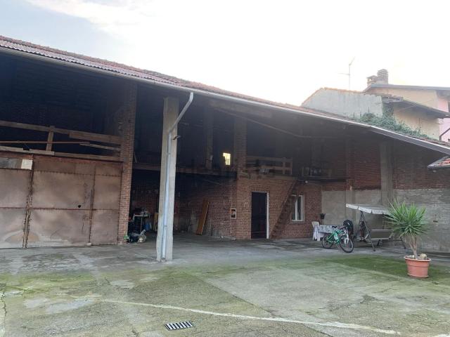 Capannone in vendita a Piemonte, Vercelli