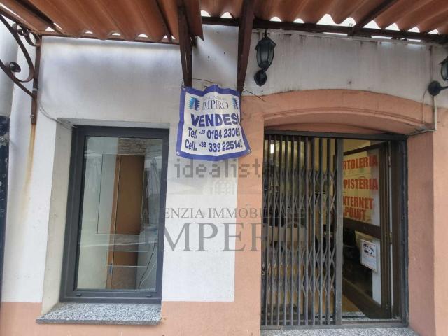 Capannone in vendita a Ventimiglia, Liguria