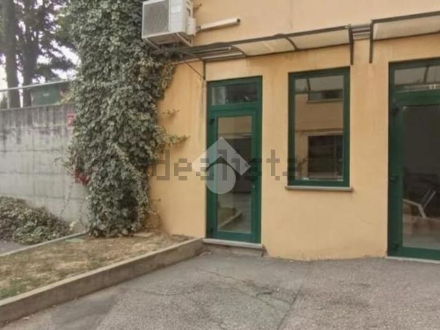 Capannone in vendita a Borgo Navile, Moncalieri