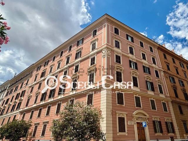 Capannone in vendita a Municipio Roma I, Roma Capitale