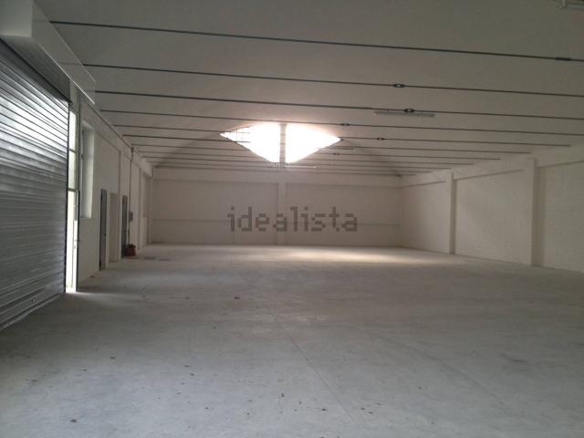 Capannone in vendita a Molino Bassi, Sovico