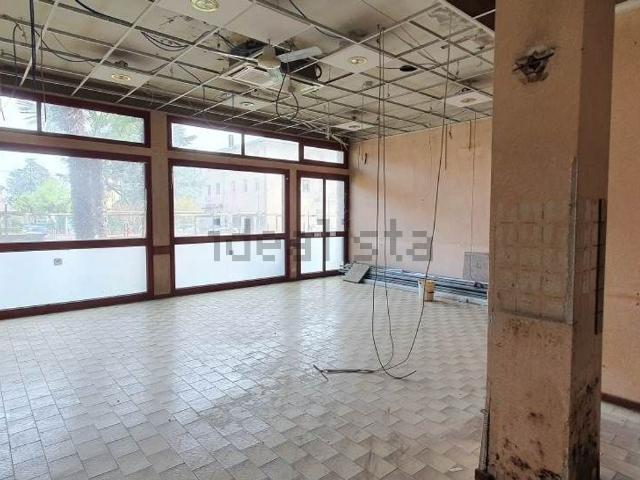 Capannone in vendita a Longara, Calderara di Reno