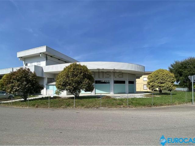 Capannone in vendita a Zona industriale Rolo-Fabbrico, Fabbrico