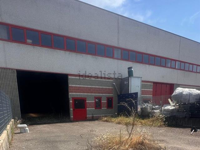 Capannone in vendita a Abbiategrasso, Lombardia