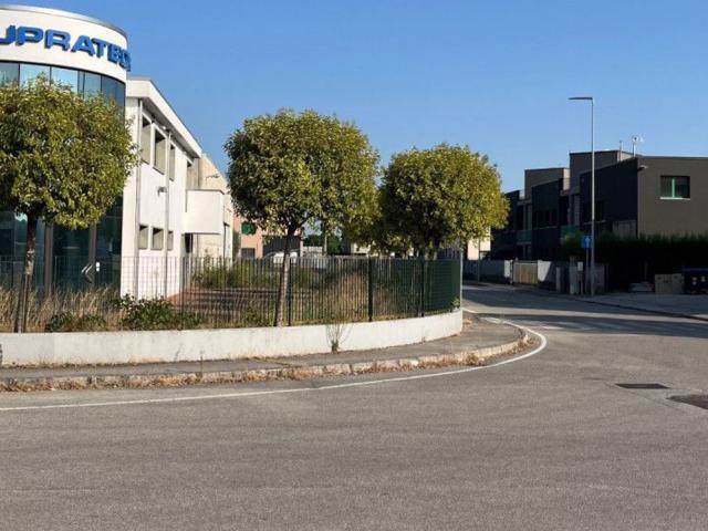 Capannone in vendita a Prisco, Vigodarzere