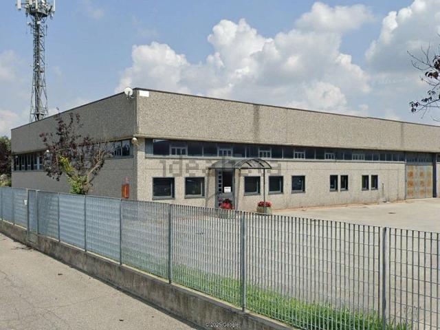 Capannone in vendita a Trigolo, Lombardia