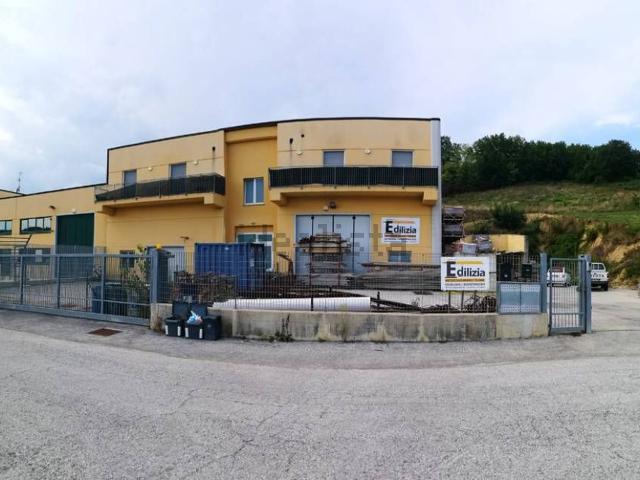 Capannone in vendita a Sassofeltrio, Reggio Emilia