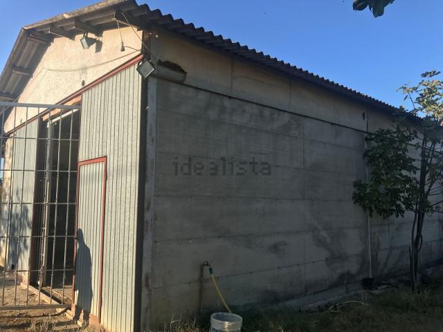 Capannone in vendita a Poggetto, Gioiella