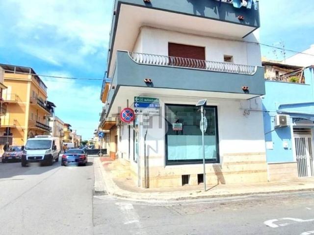 Capannone in vendita a Alcamo, Sicilia