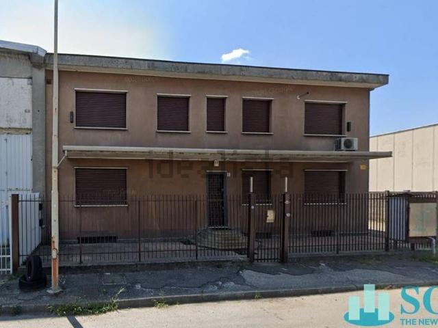 Capannone in vendita a Borgolombardo, San Giuliano Milanese