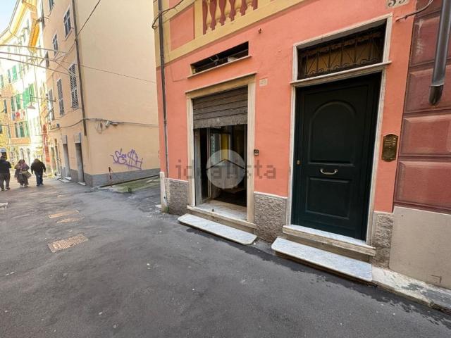 Capannone in vendita a Ponente, Serra Riccò