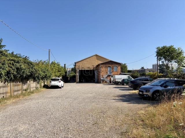Capannone in vendita a San Giovanni, Rho
