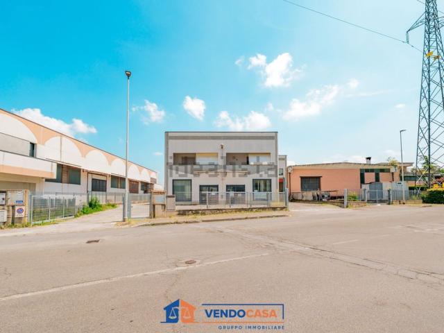 Capannone in vendita a Piemonte, Cuneo