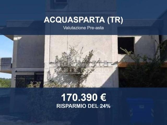 Capannone in vendita a Acquasparta, Terni