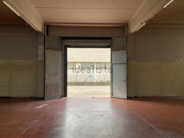 Capannone in vendita a Pieve Modolena, Reggio Emilia