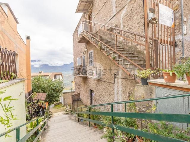 Capannone in vendita a Guidonia Montecelio, Roma Capitale