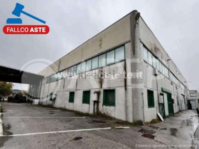 Capannone in vendita a Mestrino, Veneto