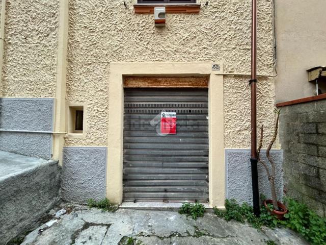 Capannone in vendita a Scorza, La Spezia