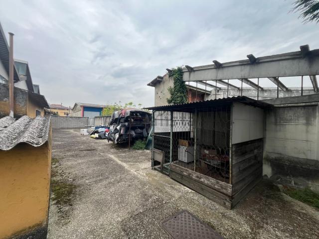 Capannone in vendita a Revellino, Lodi