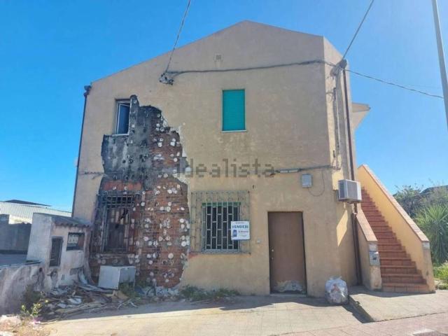 Capannone in vendita a Valdina, Sicilia
